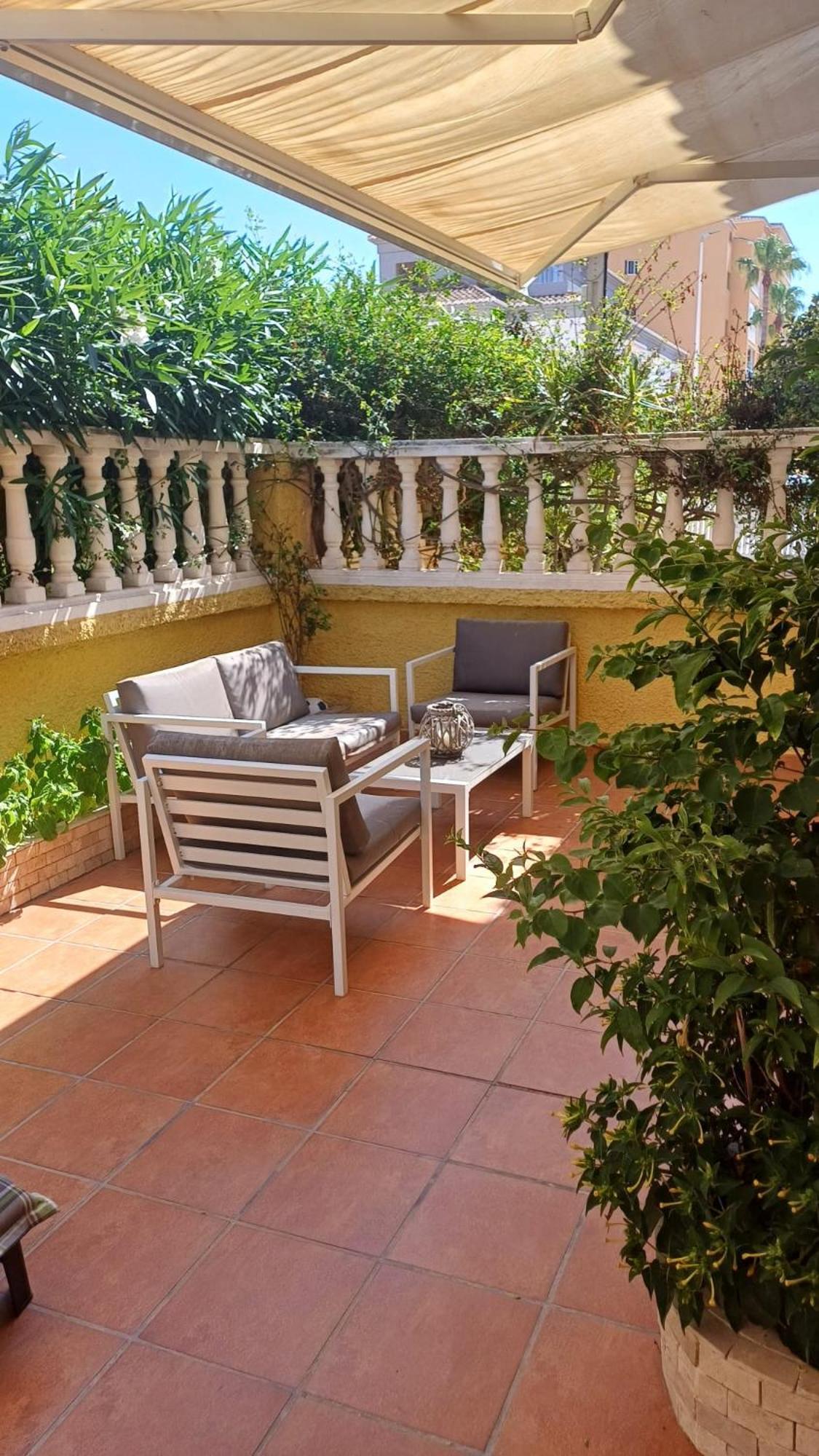 Adosado/casa Con Terraza Y Buhardilla. Playa El Holiday home Perello (Valencia)